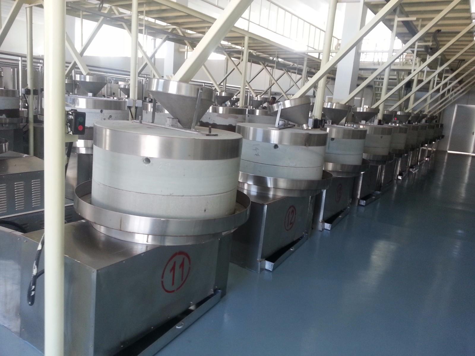 peanut butter making machine.jpg peanut butter making machine.jpg